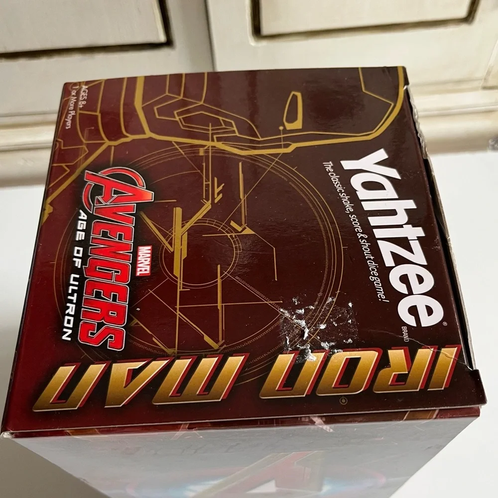 New Yahtzee Marvel The Avengers Iron Man Dice Game Iron Man Head Display piece